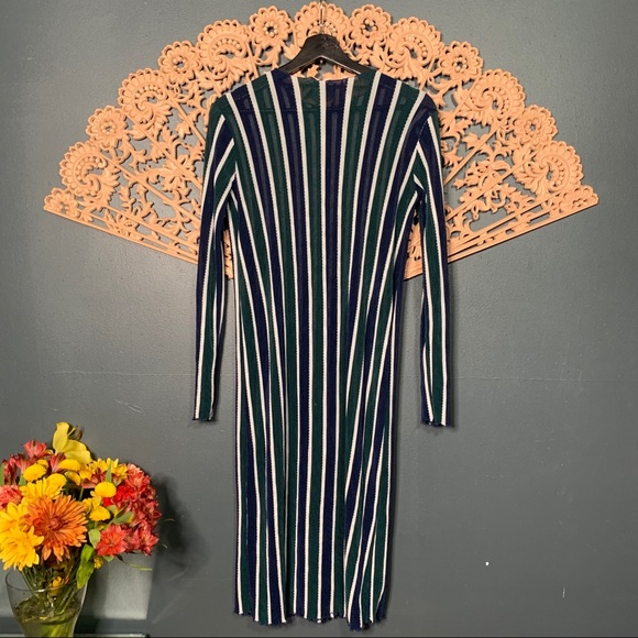 Zara stripped dress - Picture 3 of 5